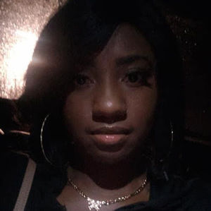 Meet your Posher, Earliesha